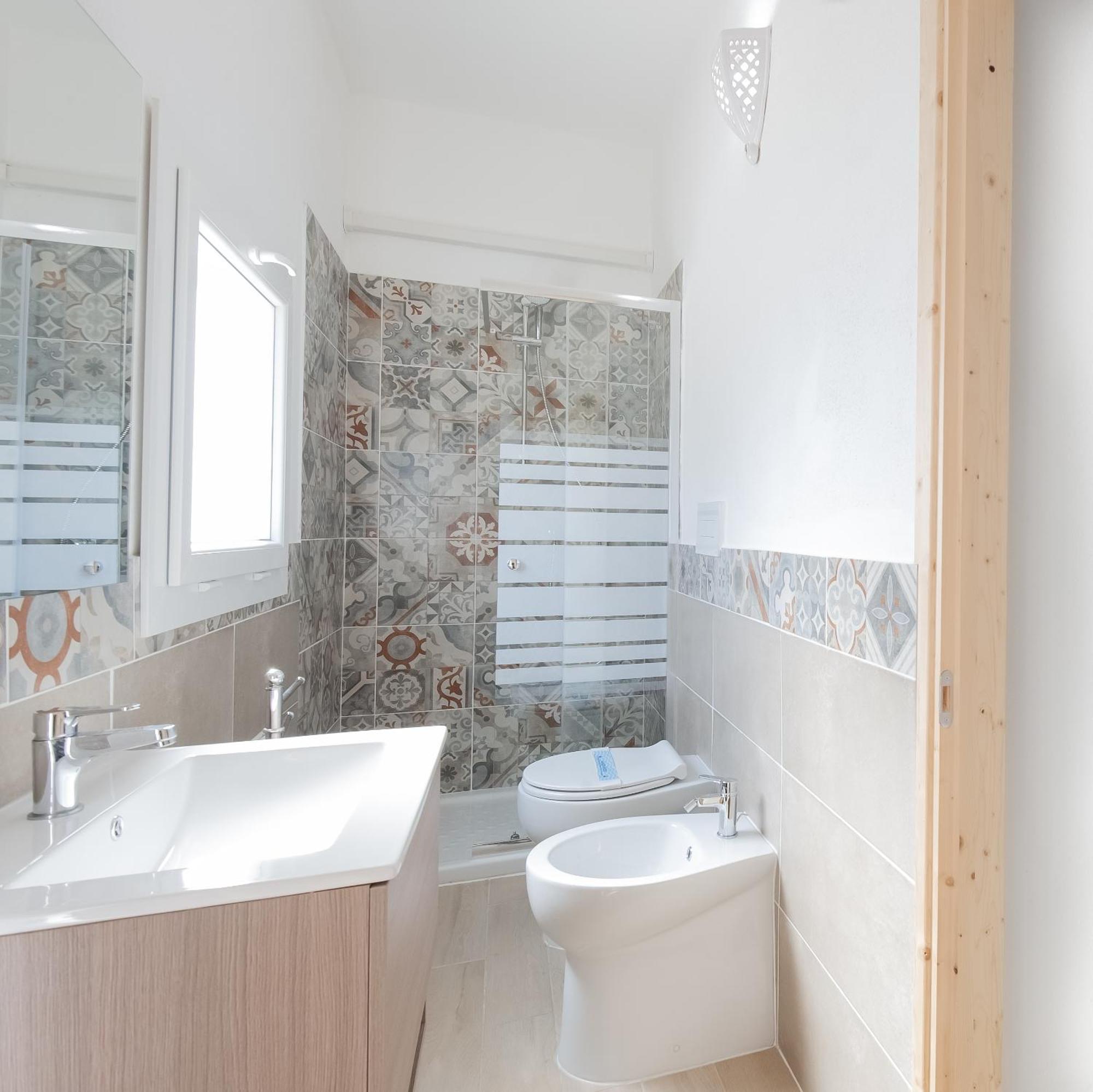 Beb Con Piscina Villa Del Borgo Badesi Kültér fotó