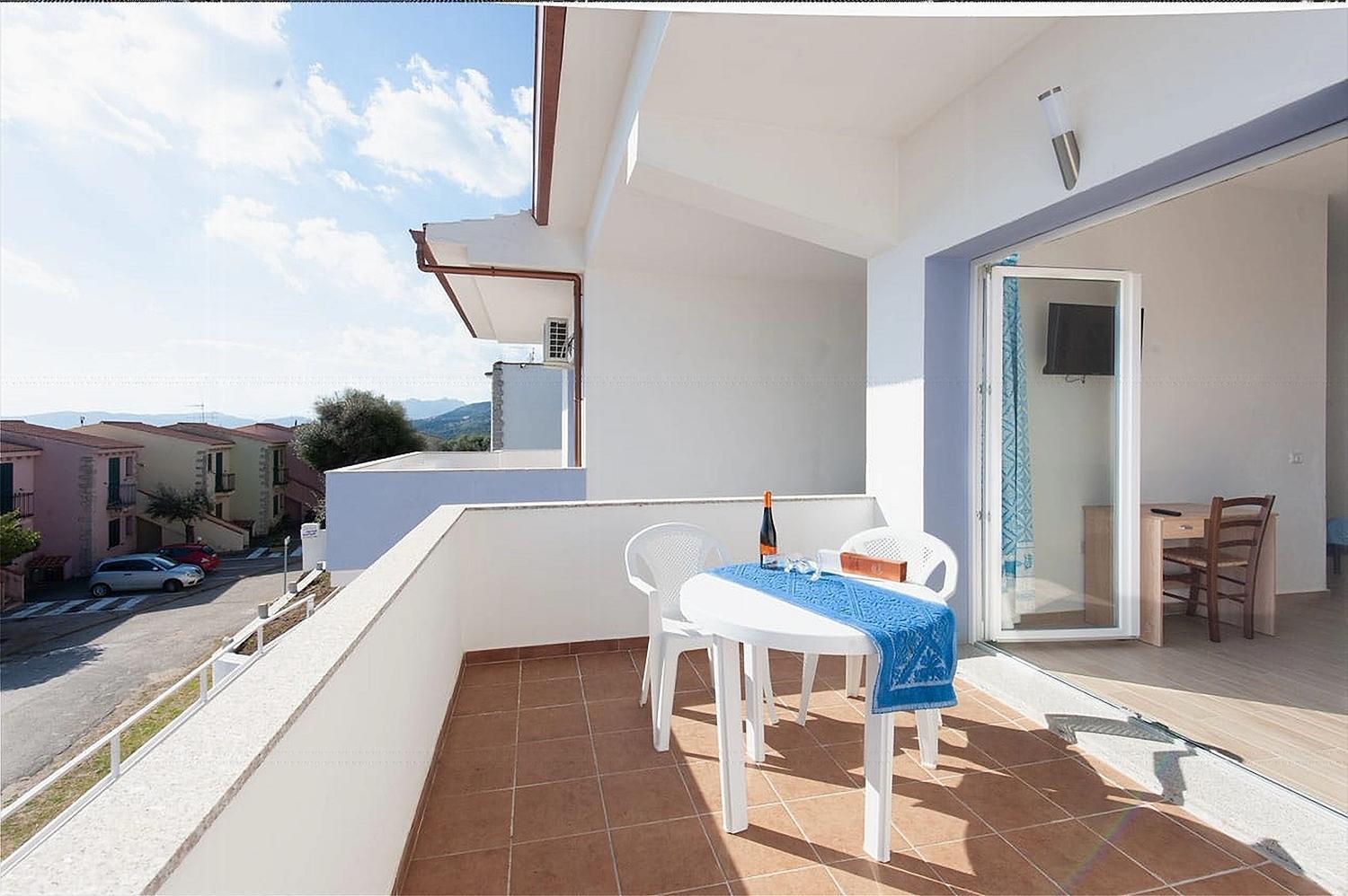 Beb Con Piscina Villa Del Borgo Badesi Kültér fotó