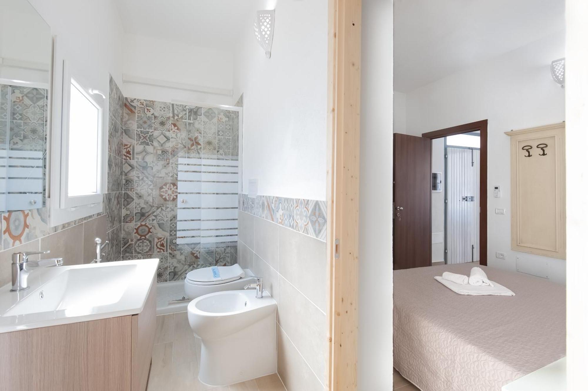 Beb Con Piscina Villa Del Borgo Badesi Kültér fotó