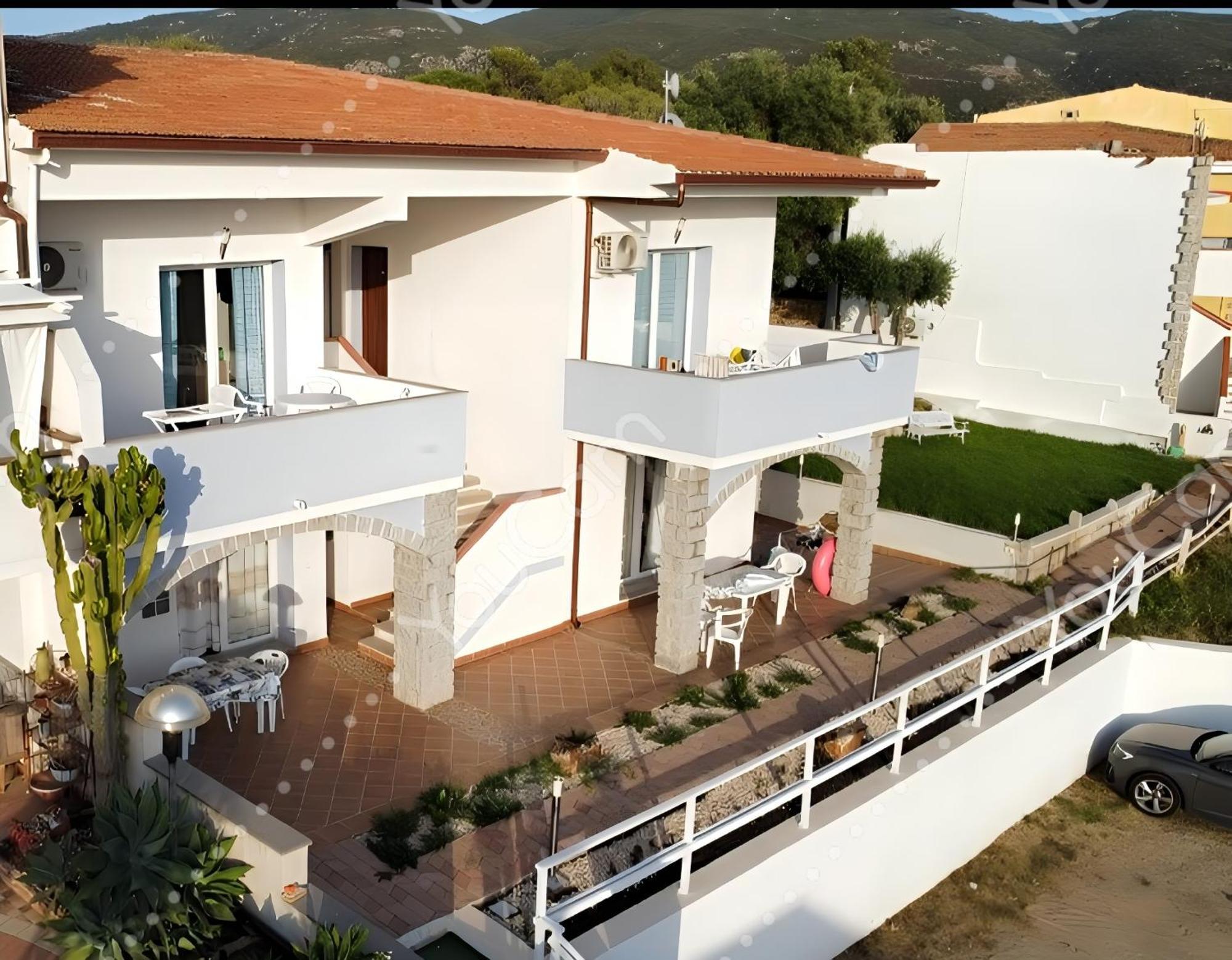 Beb Con Piscina Villa Del Borgo Badesi Kültér fotó